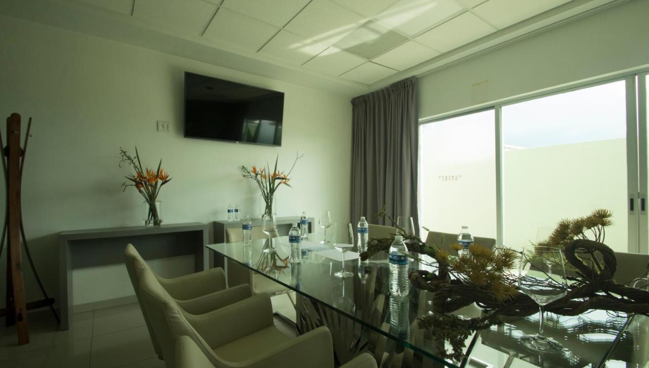 Concept Hotel Zamora de Hidalgo Zewnętrze zdjęcie